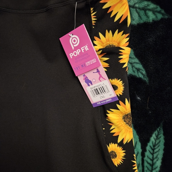 Popfit sunflower leggings with matching bra 2x - Picture 4 of 4